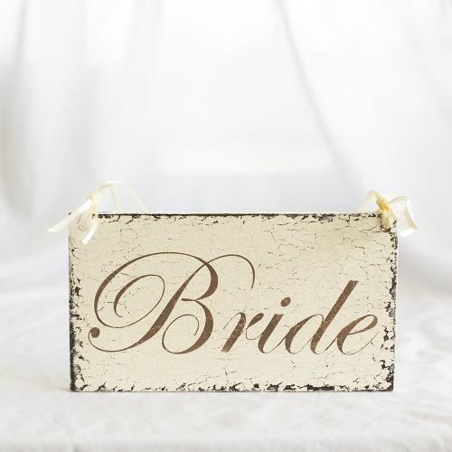 Bride and Groom' White Distressed Signs (Set of 2)